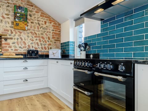 Contemporary kitchen area | Pipistrelle Barn, North Walsham