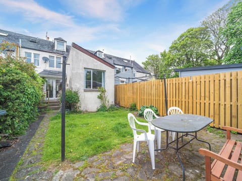 Garden | Charles House, Largs