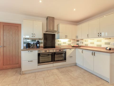 Kitchen area | Marram Dune Beach House, Brean