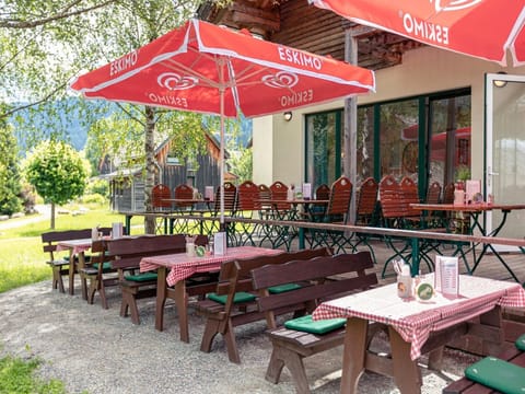 Immediate Surroundings [summer] (<1 km)