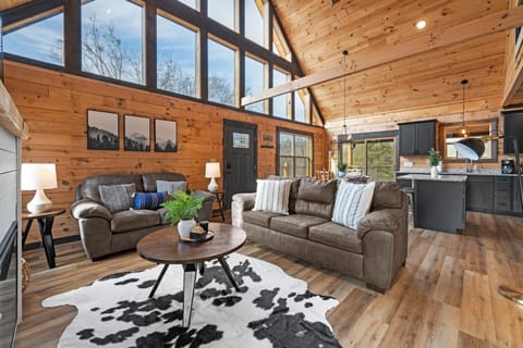 The living room is perfect for lounging between Smoky Mountain adventures.