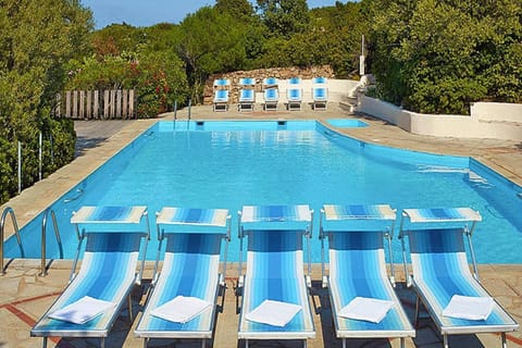 Holiday Home Swimming Pool