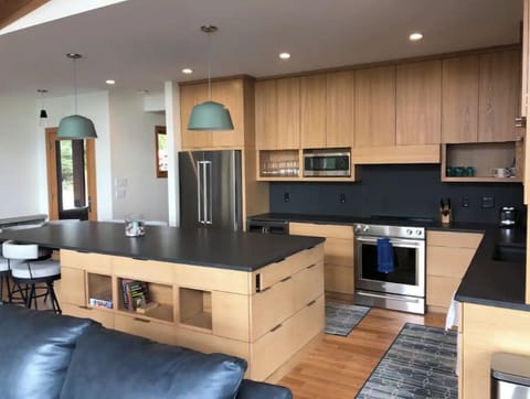 Kitchen with view to front door.