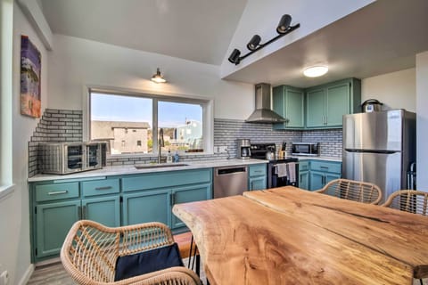 Kitchen | 1st Floor | Complimentary Spices | Drip Coffee Maker