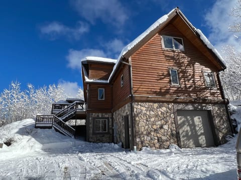 545bfaeb-c145-4a7b-825d-53cac17ff916