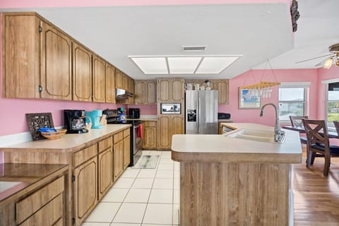 Nice kitchen with open floor plan!