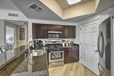 Fully Equipped Kitchen | Cooking Basics | Coffee Maker | Blender | Toaster