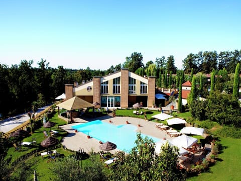 Holiday Home Swimming Pool
