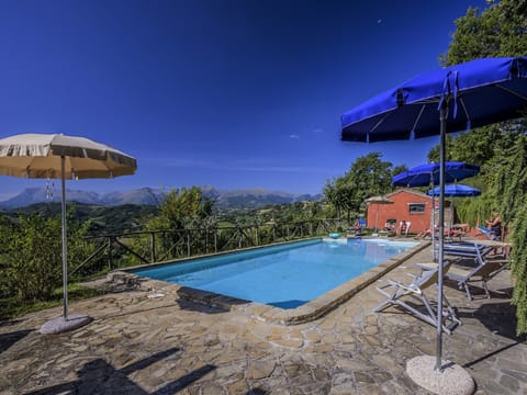 Holiday Home Swimming Pool