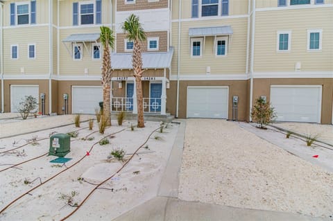 Lost Key Sea-130 Front of Unit