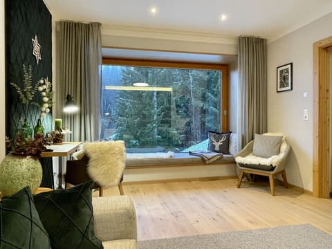 Cabinetry, Property, Furniture, Window, Countertop, Table, Wood, Chair, Interior Design, Drawer
