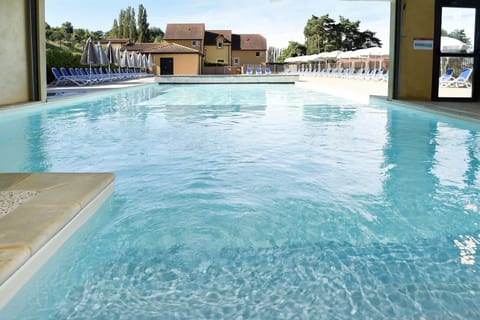 Holiday Home Swimming Pool