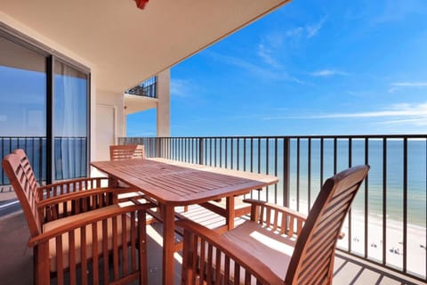 Step out onto the balcony and dine in style with a charming dining set. With the fresh breeze and scenic ocean view as your backdrop, every meal becomes a delightful outdoor experience.