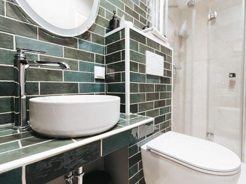 Single room with shower, WC - VILLA OXA Bed and Breakfast in Maria Alm