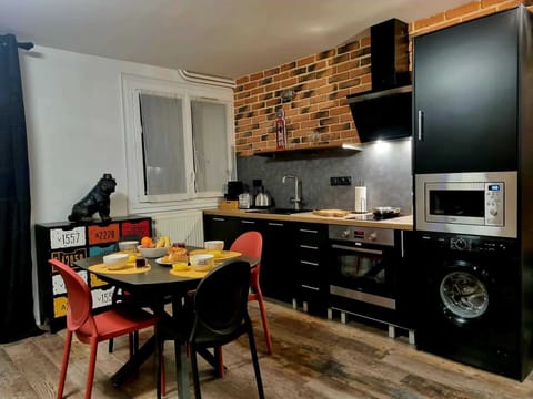 Espace cuisine / Salle à manger