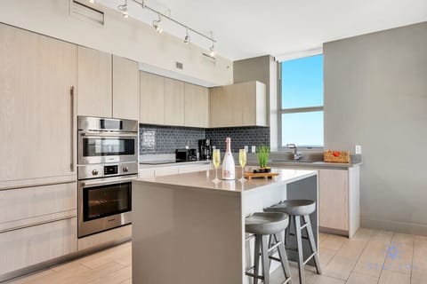 Fully-equipment kitchen