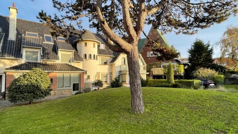 The property with a reserved parking space