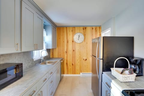 Kitchen | Cooking Basics Supplied