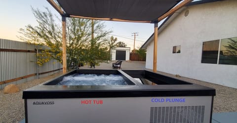 New Private Hot tub and Cold Plunge