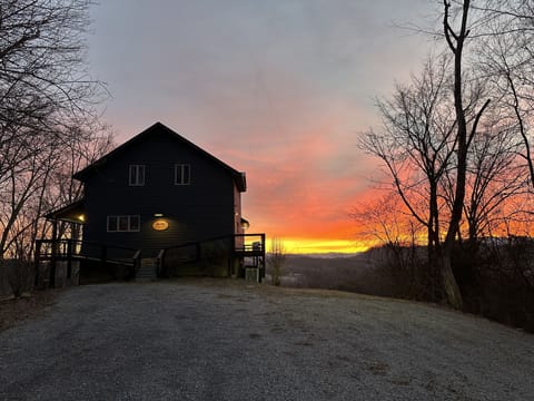 Gorgeous views and sunsets‼️