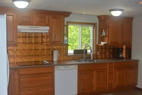 9d30f789 517c 4a84 acc8 1a75525c4769