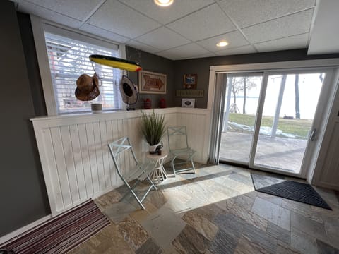 Lower level walk-out for quick lake access