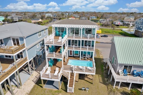 Ocean Side of House
CG 4.2023