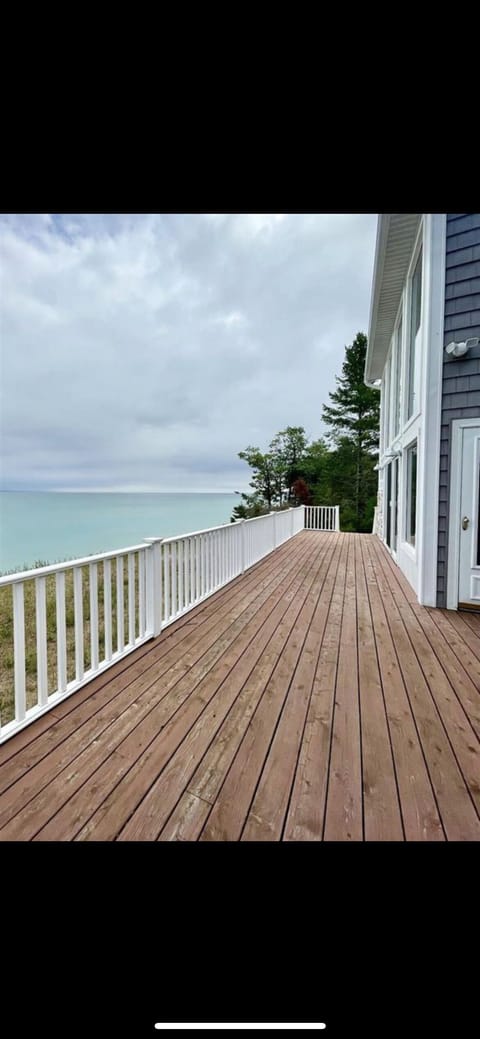 Beautiful panoramic views from the deck spanning the length of the house! 