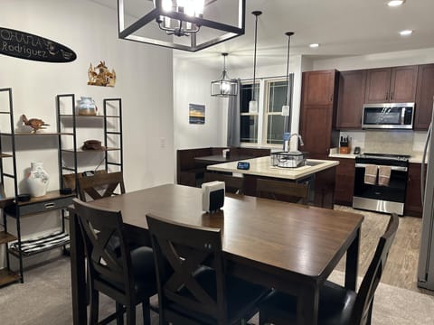 Full View - Dinning, Kitchen and Nook