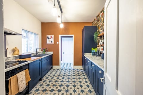 Ground floor: Kitchen