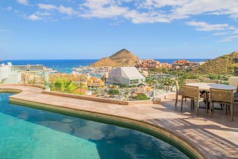 Poolside with incredible ocean view of Cabo San Lucas