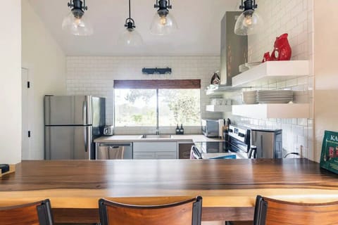 432609880 10159988707789053 1155802403919343437 n