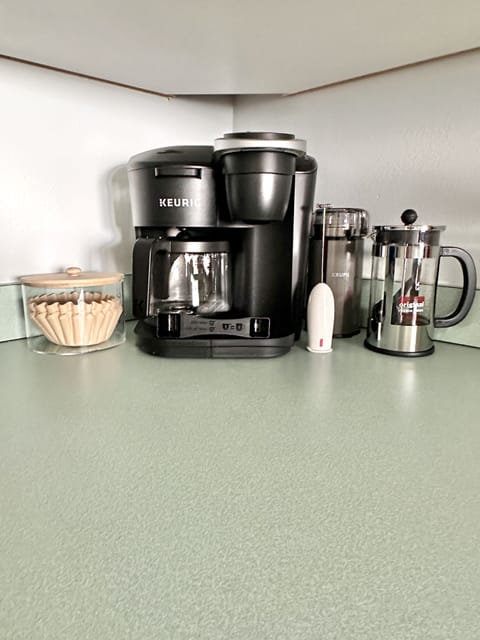 We have a Keurig 2-in-1 (kcup & drip)
French press, coffee grinder and frother.
