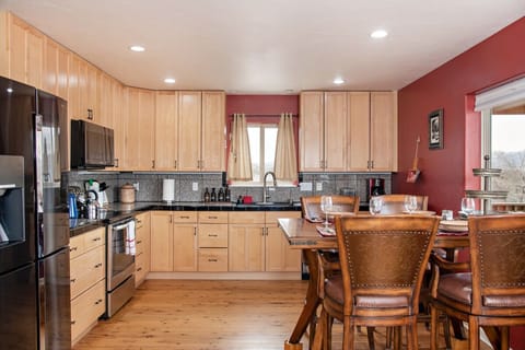 Kitchen and dining area