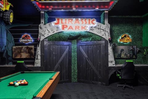 Jurassic Park Game Themed Room 