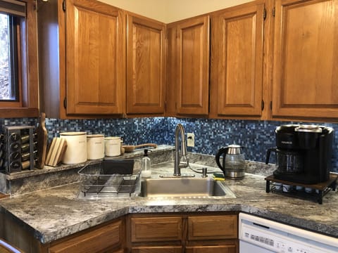 New renovated kitchen with Keurig, spices, and all basic cooking supplies.