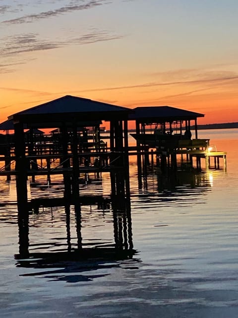 Spectacular sunsets on the Lagoon 