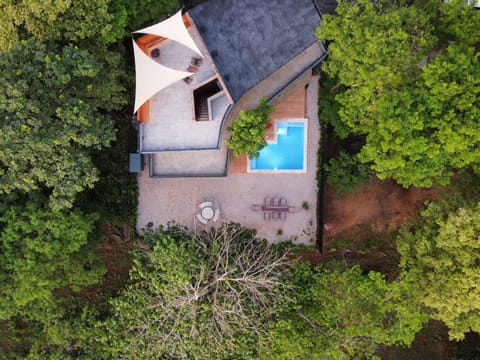 150 metros guesthouse 