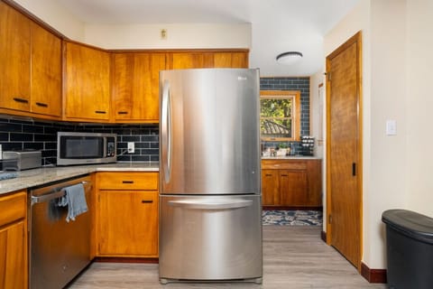 Fully Furnished Kitchen