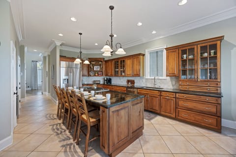 Open kitchen space that is fully equipped.