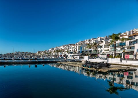 Marina Puerto Banus - Lovely 1 bed condo by the beach in Puerto Banus