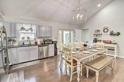 Kitchen | Water Filter | Coffee Maker | Cooking Basics | Complimentary Spices