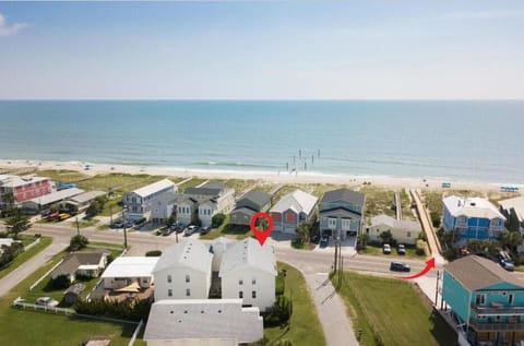 Beach access two doors down1