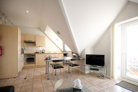 Kitchen Diner Starlight Suite