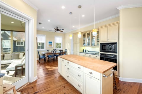 Kitchen Area Opening to Dining Area