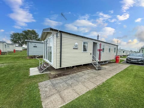 One of the simple joys of UK holidays with 2cHolidays is the freedom to enjoy the great outdoors right on your doorstep.