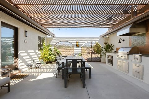Entry to the Casita through the shared courtyard.