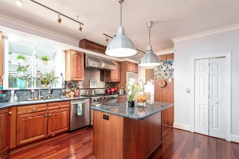 1st Floor Chef's Dream Kitchen!