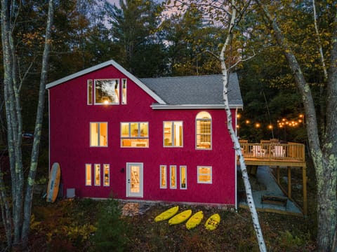 All floors have terrific views of the waterfront. Canoes and kayaks available!