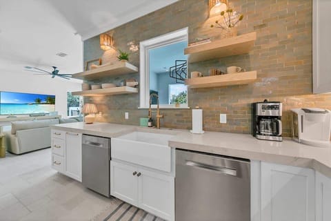 Both Standard Drip Coffee Maker and Keurig Will Appease Those Coffee Afficionados  